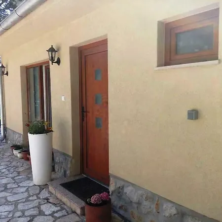Apartment Little House *